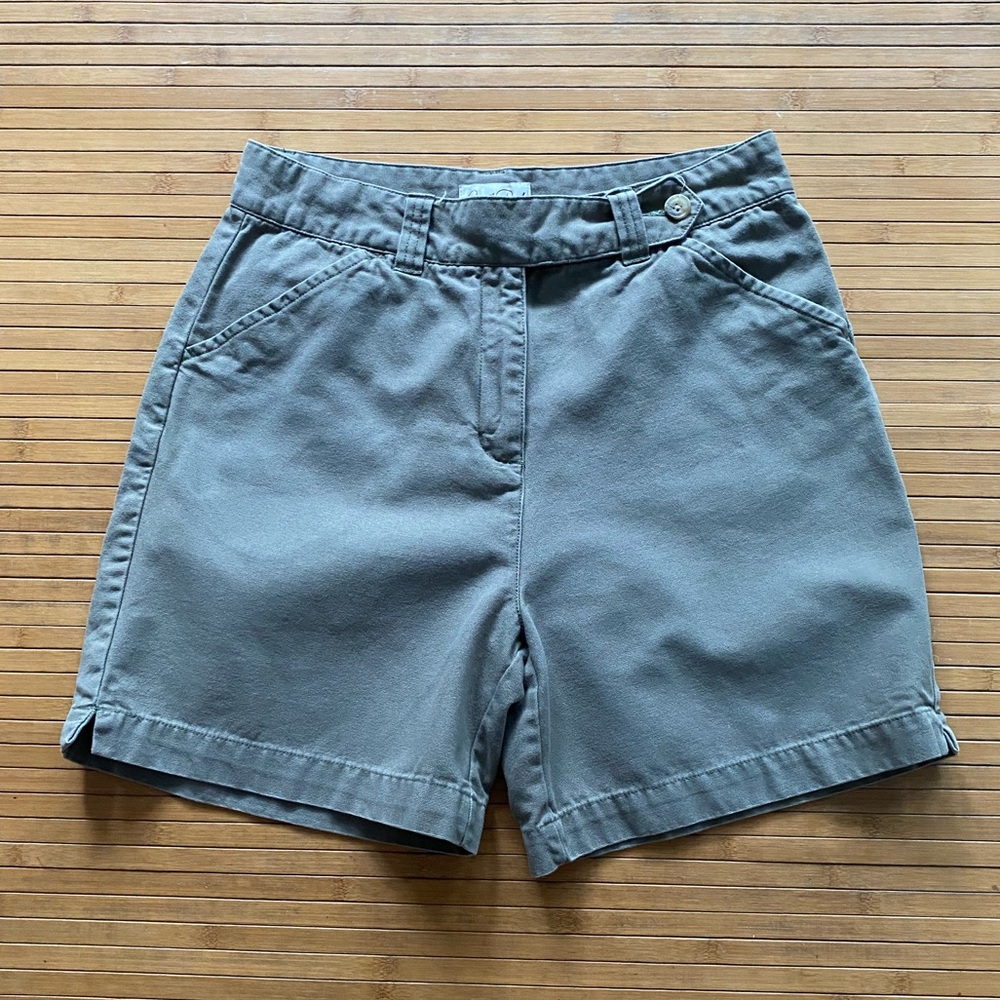 Green highwaist short